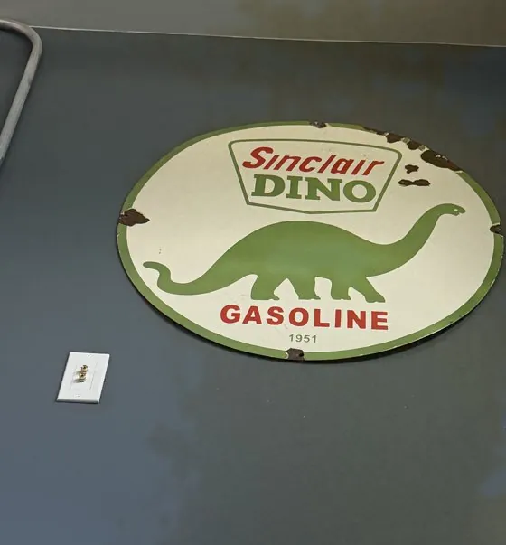 Sinclair Dino Porcelain