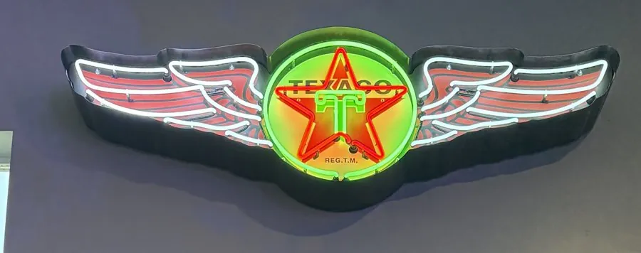 Texaco Wings Neon