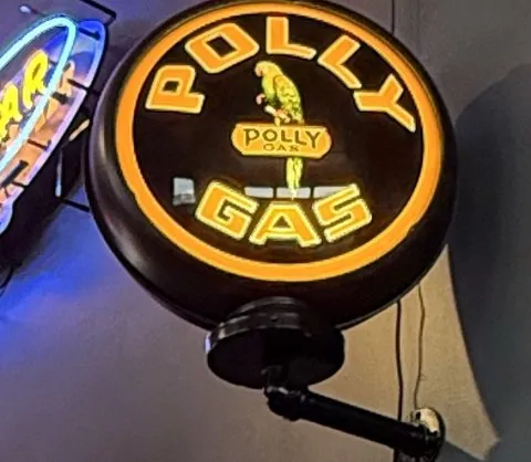 Polly Gas Globe