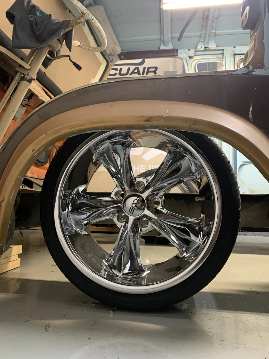 Wheels and stance mocked up - September 2020